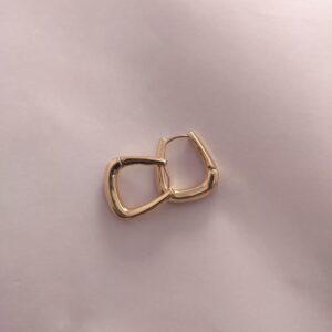 Élan Sculpted Gold Hoops